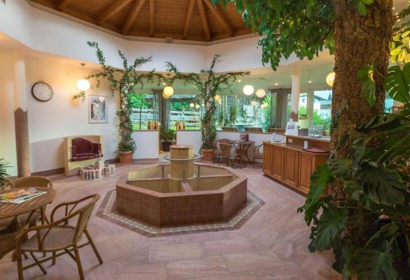 Appartement  Und Wellnesshotel Charlotte   3 Sterne Superior