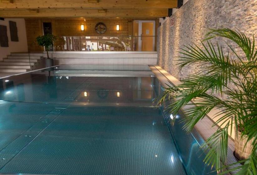 Appartement  Und Wellnesshotel Charlotte   3 Sterne Superior