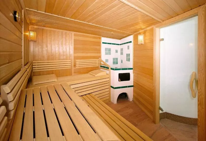 Appartement  Und Wellnesshotel Charlotte   3 Sterne Superior