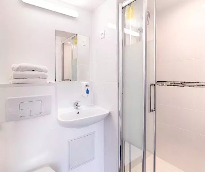 Brit Hotel Macon Nord Autoroute Du Soleil