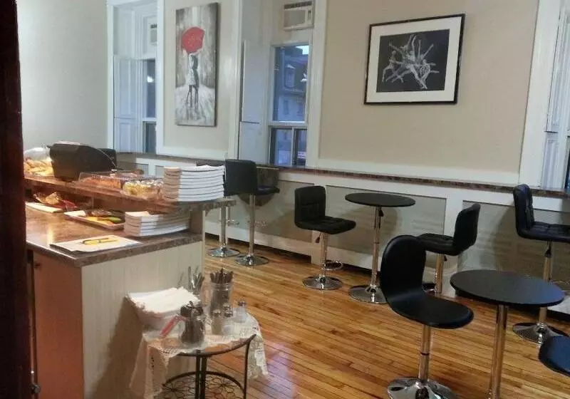 Отель Abri Du Voyageur