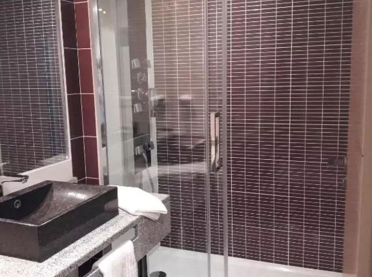 Best Western Hotel & Spa Pau Lescar Aeroport