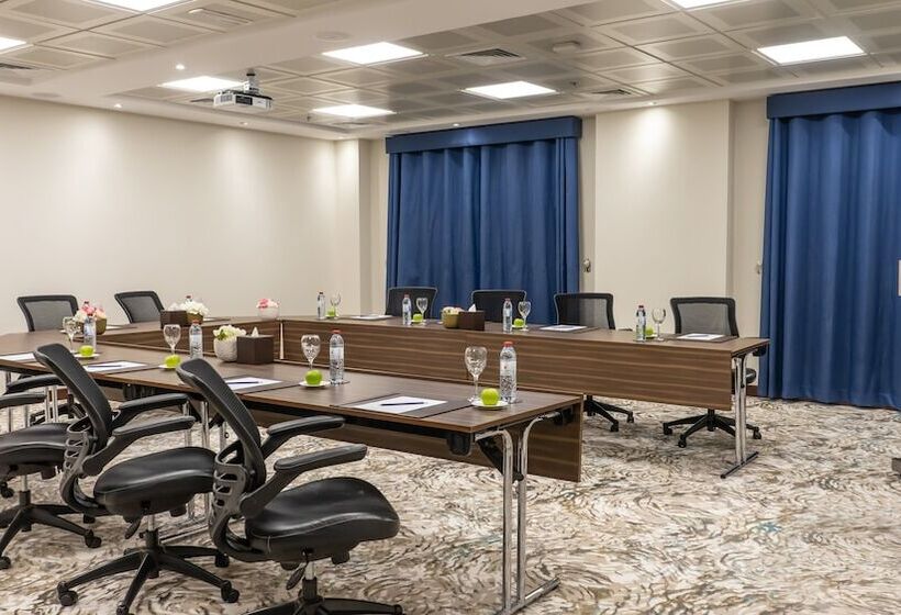 Copthorne Hotel Sharjah