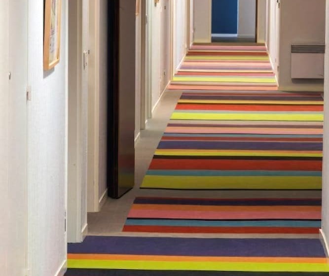 בית מלון כפרי De L Europe