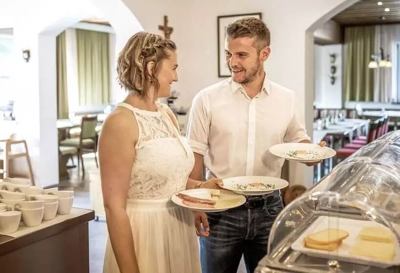 فندق Der Seebacherhof