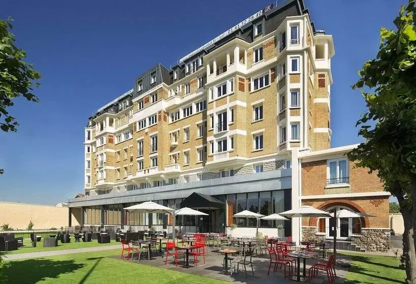 Executive Hotel Paris Gennevilliers