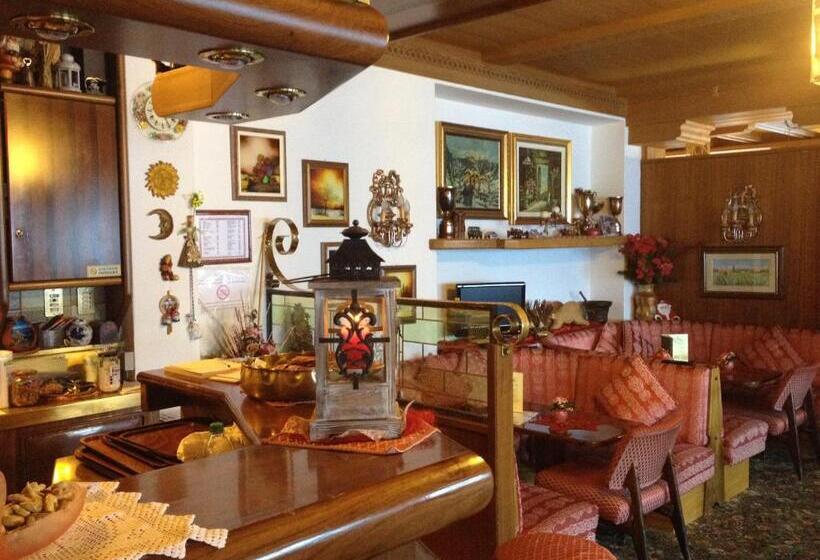 Отель Garni St. Hubertus