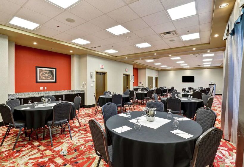 فندق Hampton Inn By Hilton Chilliwack