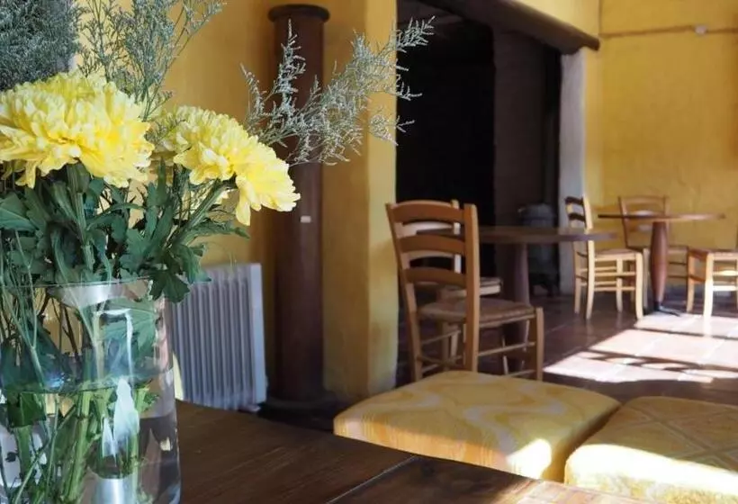 Hotel Rincón De Fuego