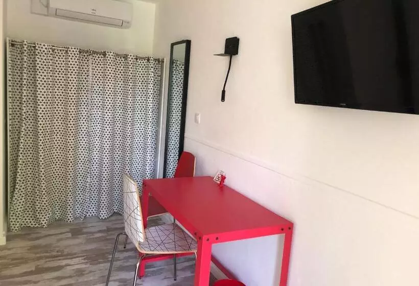 هتل Hôtel Concorde