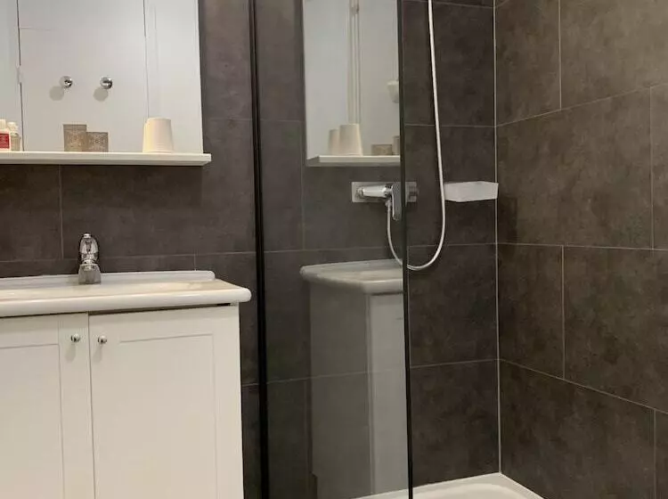 ホテル Hôtel Le Dauphin