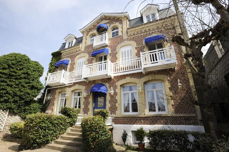 هتل La Villa 10 Hôtel Spa