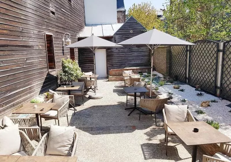 هتل La Villa 10 Hôtel Spa