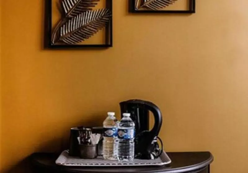 هتل La Villa 10 Hôtel Spa