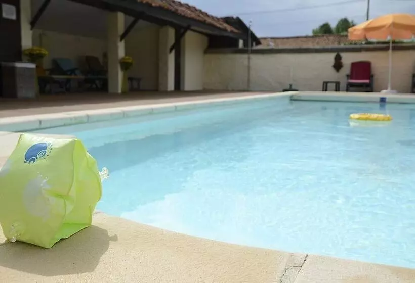 호텔 Hôtel Restaurant Le Fiacre à Quend Plage