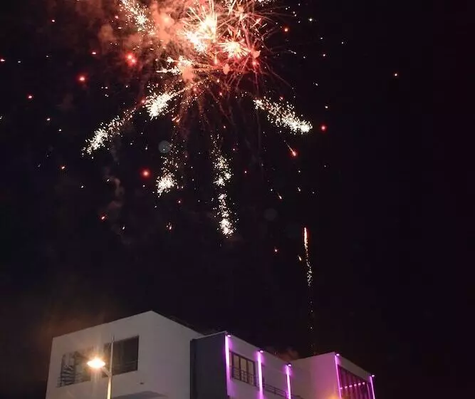 هتل Oz Inn Hôtel & Spa