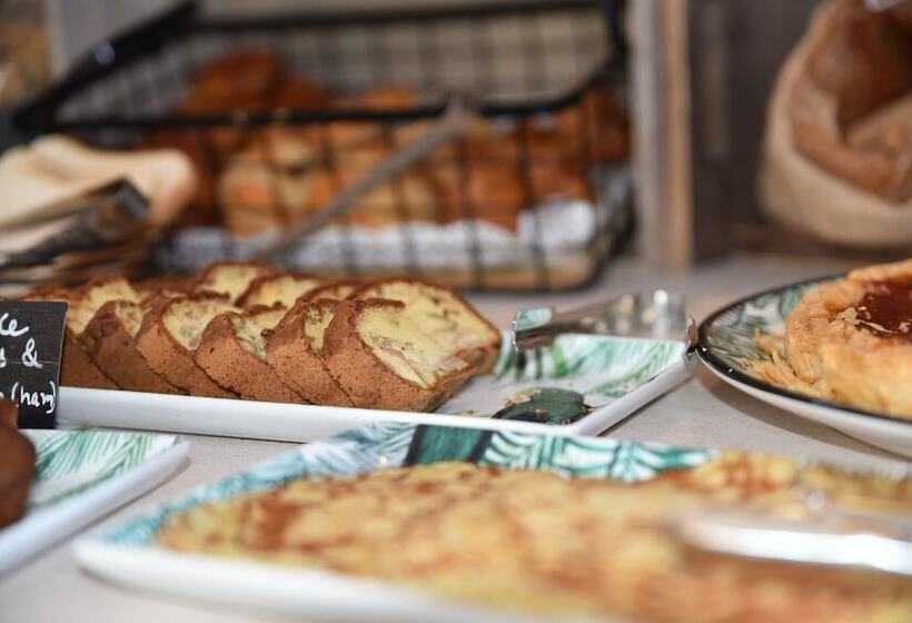 فندق Oz Inn Hôtel & Spa