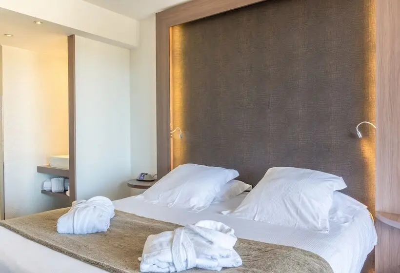 Hotelli Oz Inn Hôtel & Spa