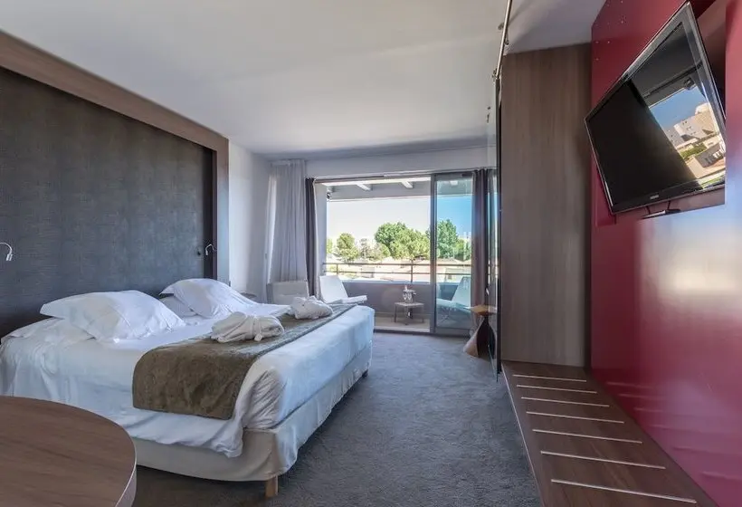 Hotelli Oz Inn Hôtel & Spa