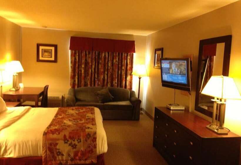 Отель Petawawa River Inn & Suites