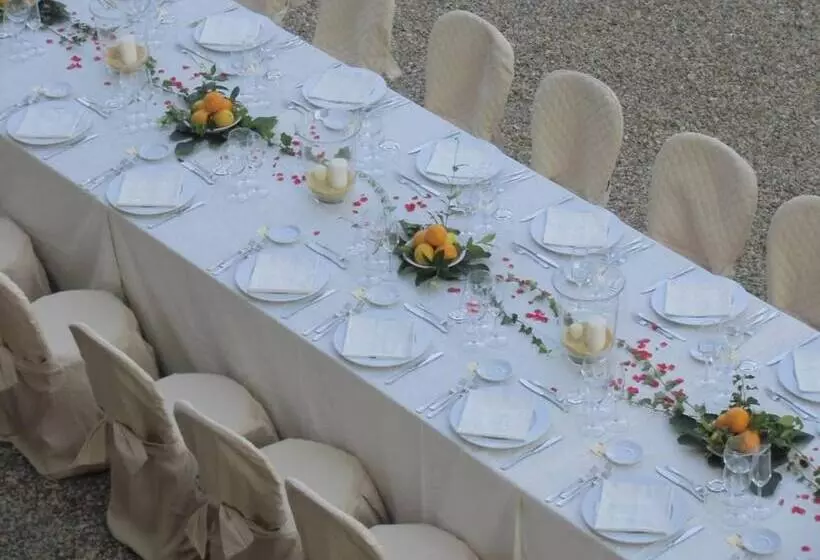 فندق ريفى Borgo Castelvecchi