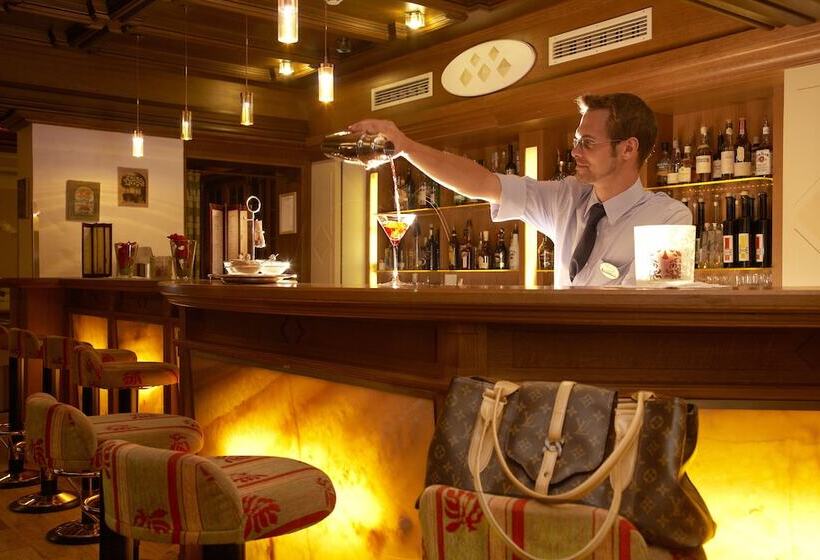 Thermenwelt Hotel Pulverer