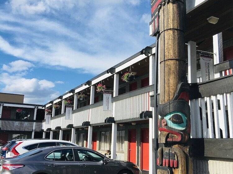 فندق Thunderbird Motor Inn