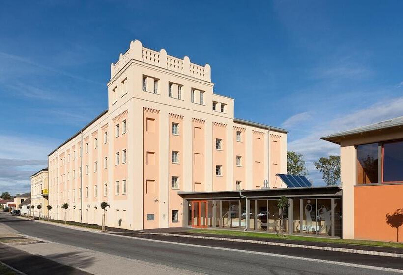 Jufa Hotel Weinviertel Eselsmühle
