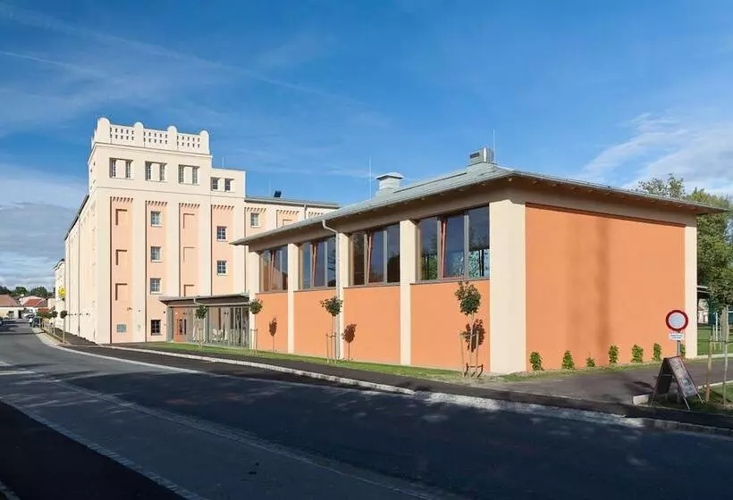 Jufa Hotel Weinviertel   Eselsmühle