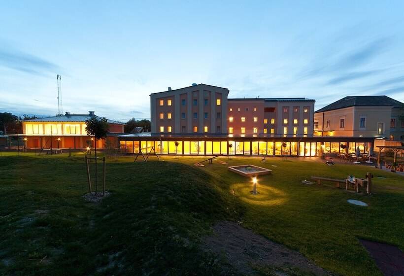 Jufa Hotel Weinviertel Eselsmühle