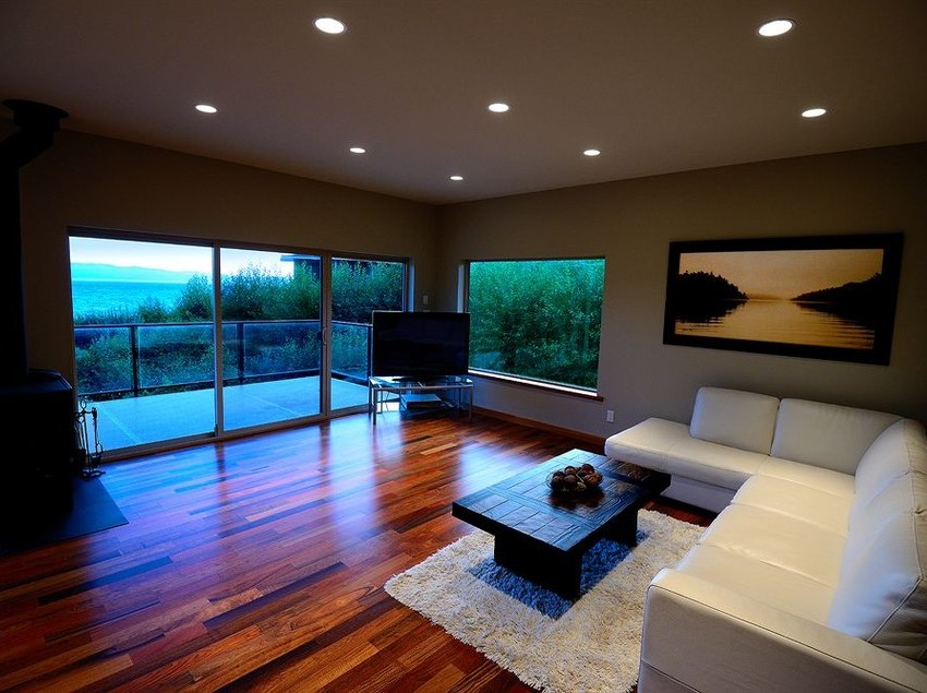 Points West Oceanfront Resort