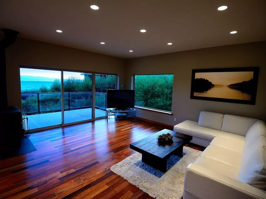 Points West Oceanfront Resort