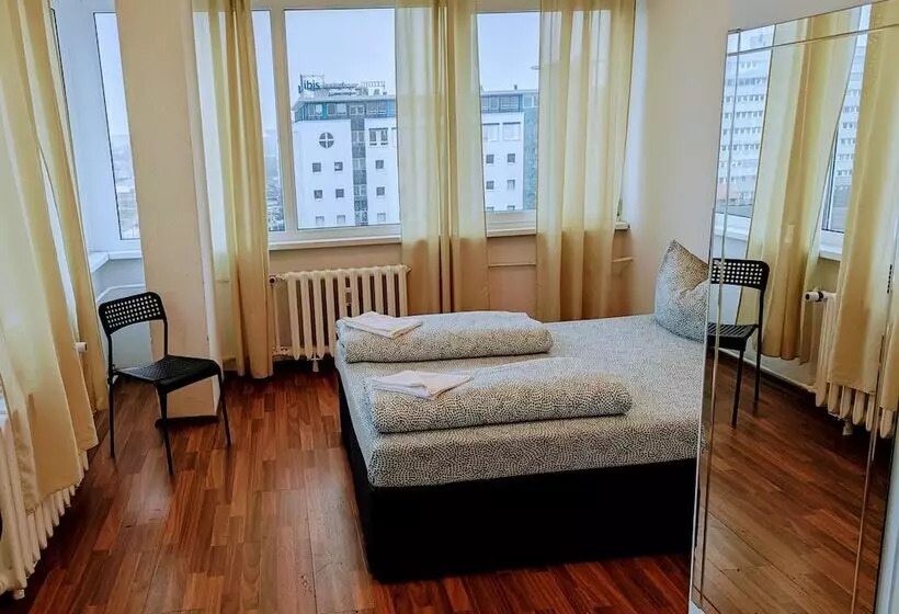 هاستل Ootel.com