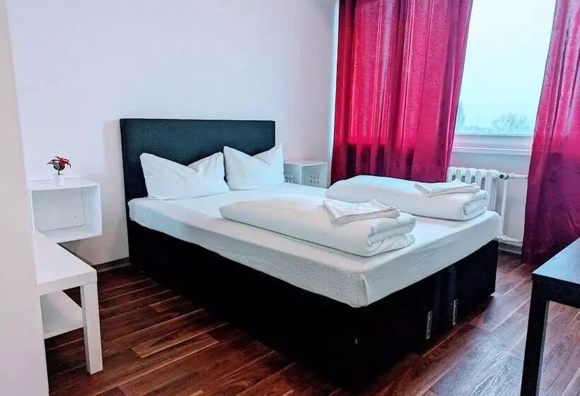 هاستل Ootel.com