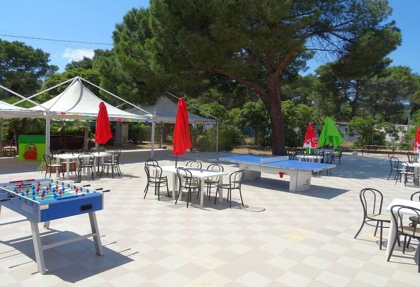 فندق صغير Villaggio Camping Nurral
