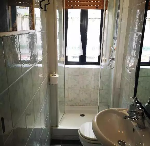 تختخواب و صبحانه Antonhouse