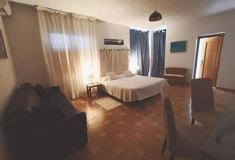 تختخواب و صبحانه Antonhouse