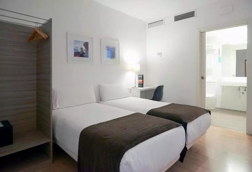 Отель Bestprice Diagonal