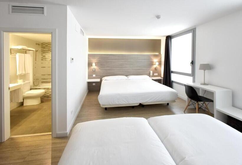 هتل Bestprice Diagonal