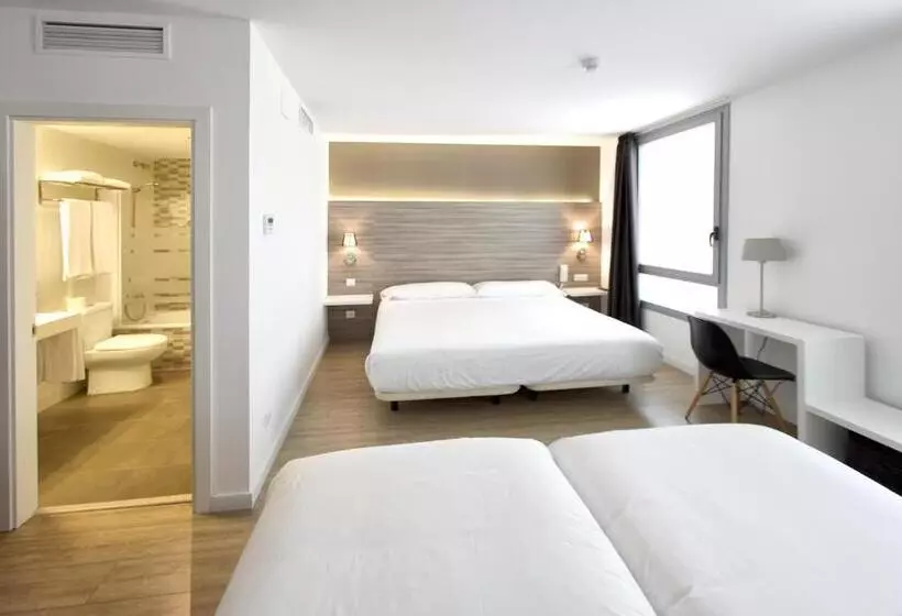 Отель Bestprice Diagonal