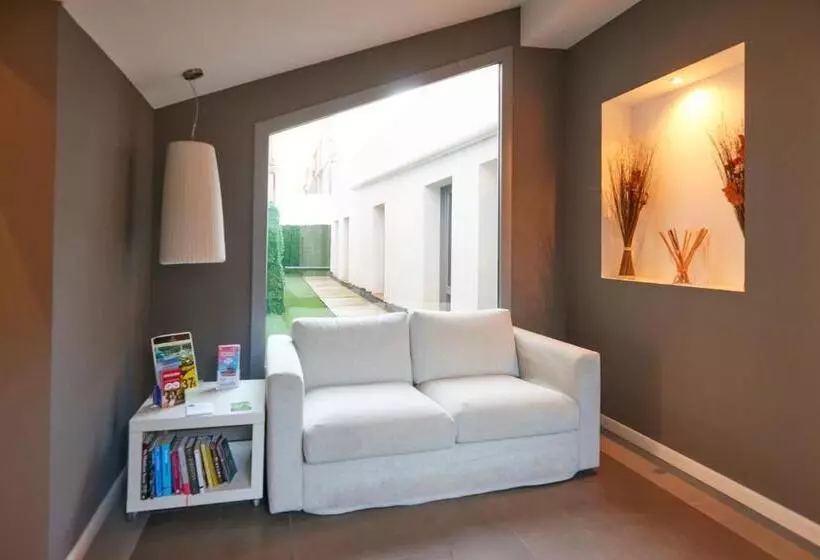 Отель Bestprice Diagonal