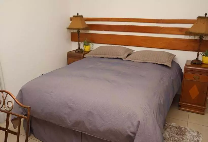 هتل Casa Del Arbol