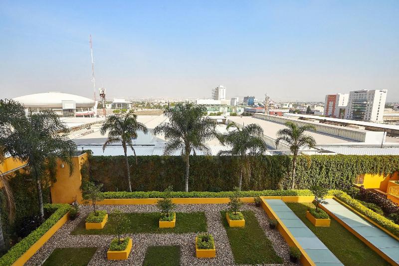 فندق Courtyard By Marriott Leon At The Poliforum