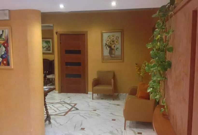 Отель Dimora Adriana