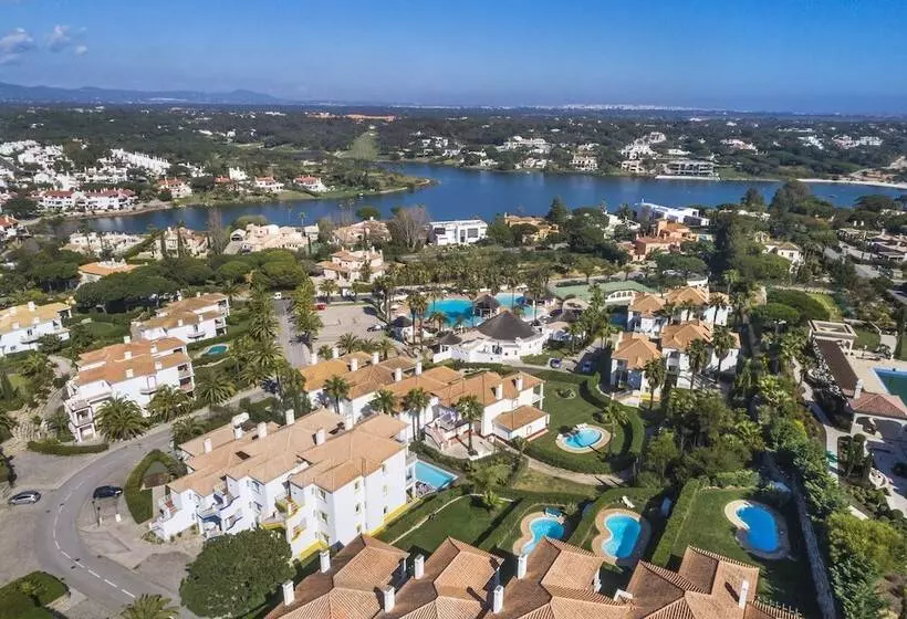 호텔 Encosta Do Lago Resort Club