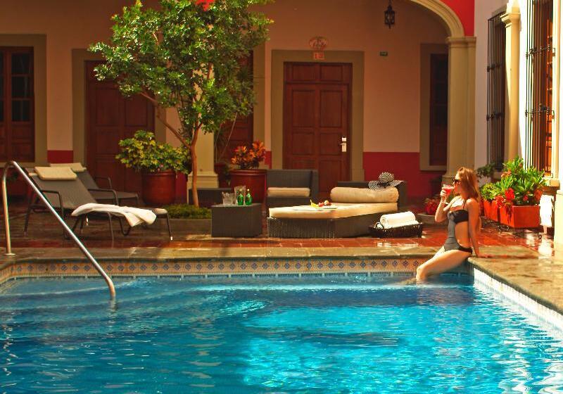 هتل Gran Casa Sayula Galeria & Spa