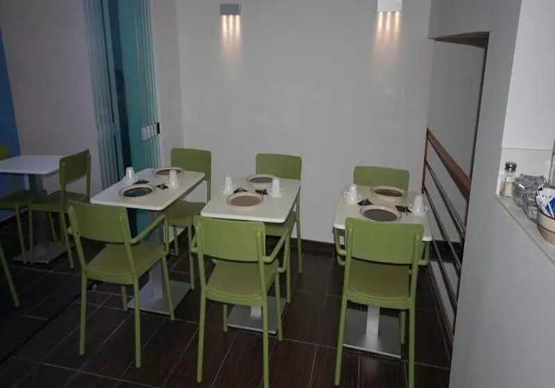 Отель Led Sitges