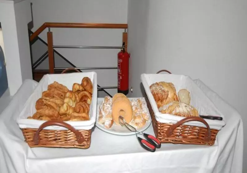 Отель Led Sitges