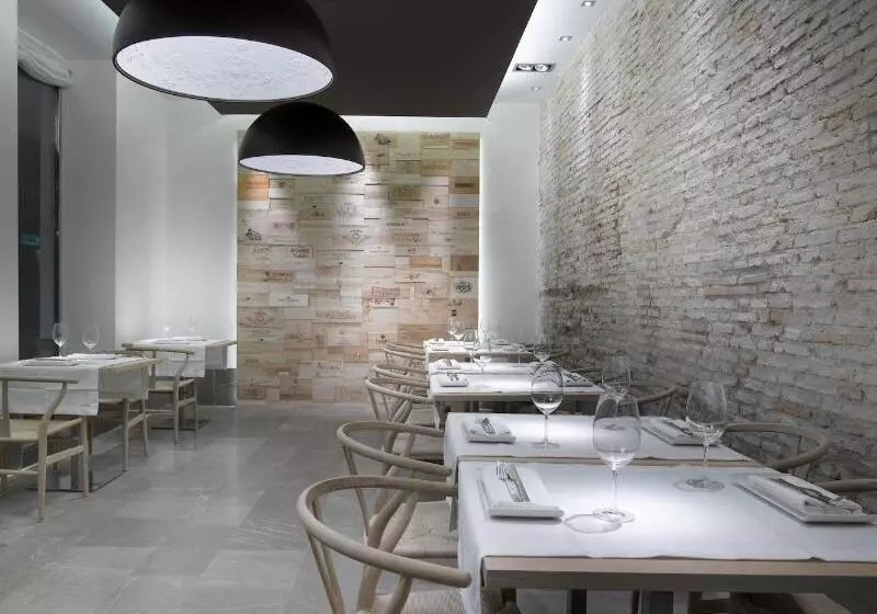 Hôtel Parraga Siete