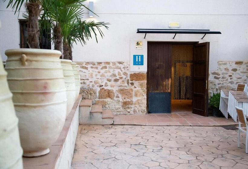 فندق ريفى El Molino